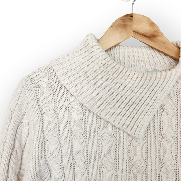 Liz Claiborne White Asymmetrical Mock Neck Cable Knit Sweater M - Picture 2 of 8